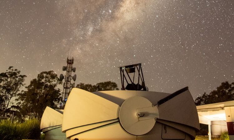 mt kent telescope at night 